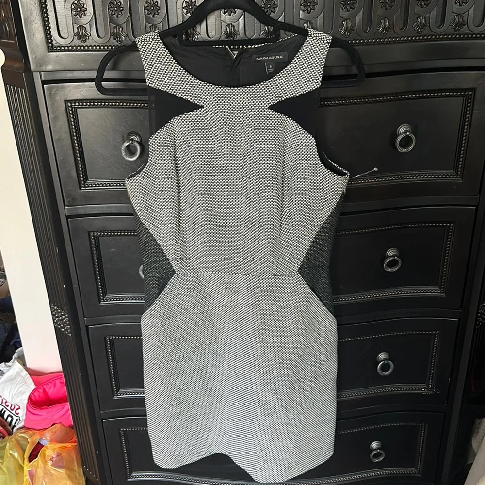 Banana Republic Tweed Mesh Sheath Dress Size 8